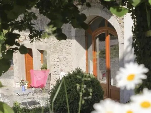 Chambres D'Hotes-Les Chambres De Mado Margencel Bed & Breakfast
